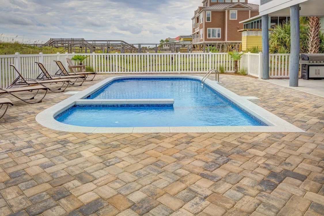 construccion-piscinas-monda