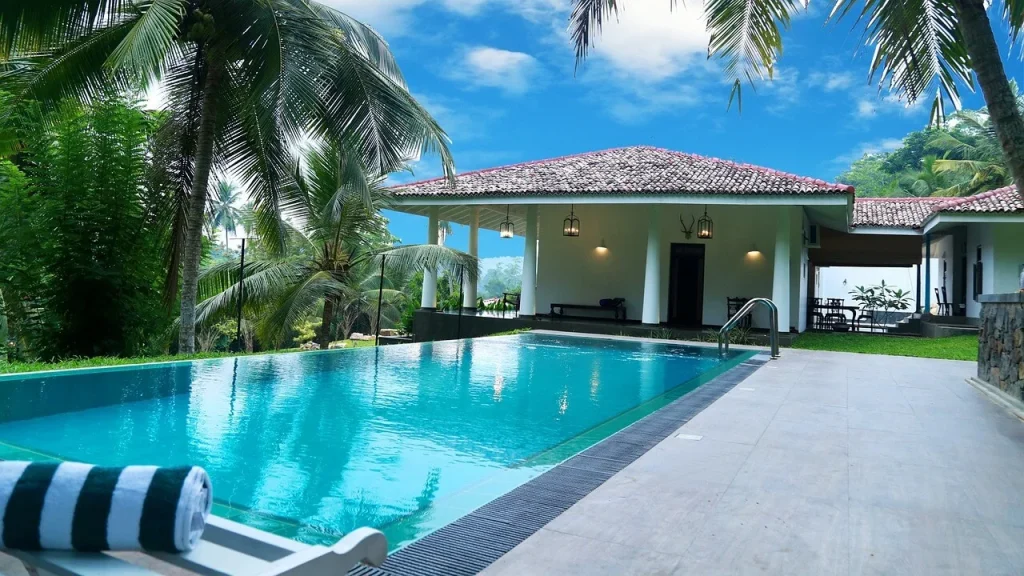 piscina-fibra-vidrio-cartama